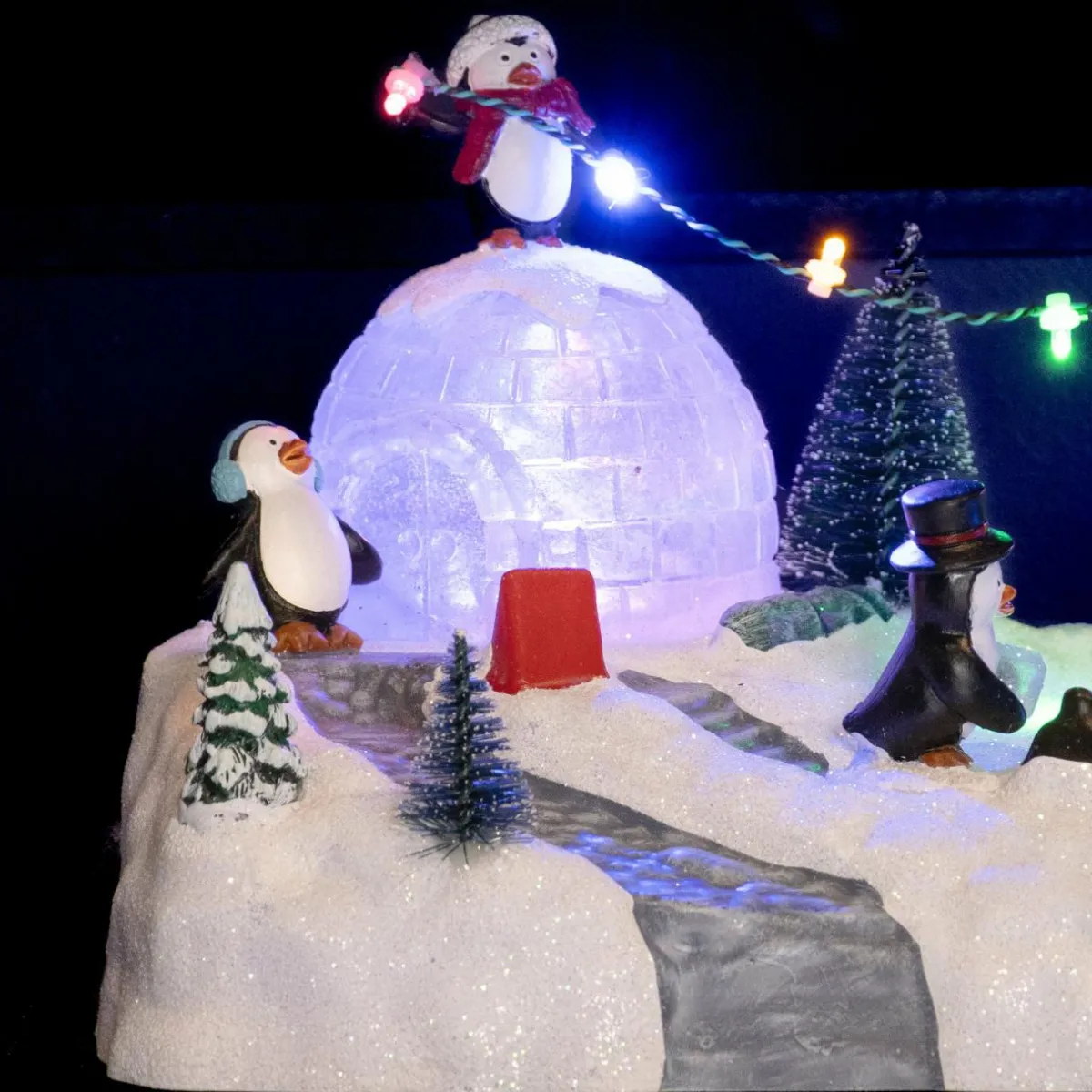 KAEMINGK Scène de vie illuminée à piles Aire de jeu des pingouins Multicolore New