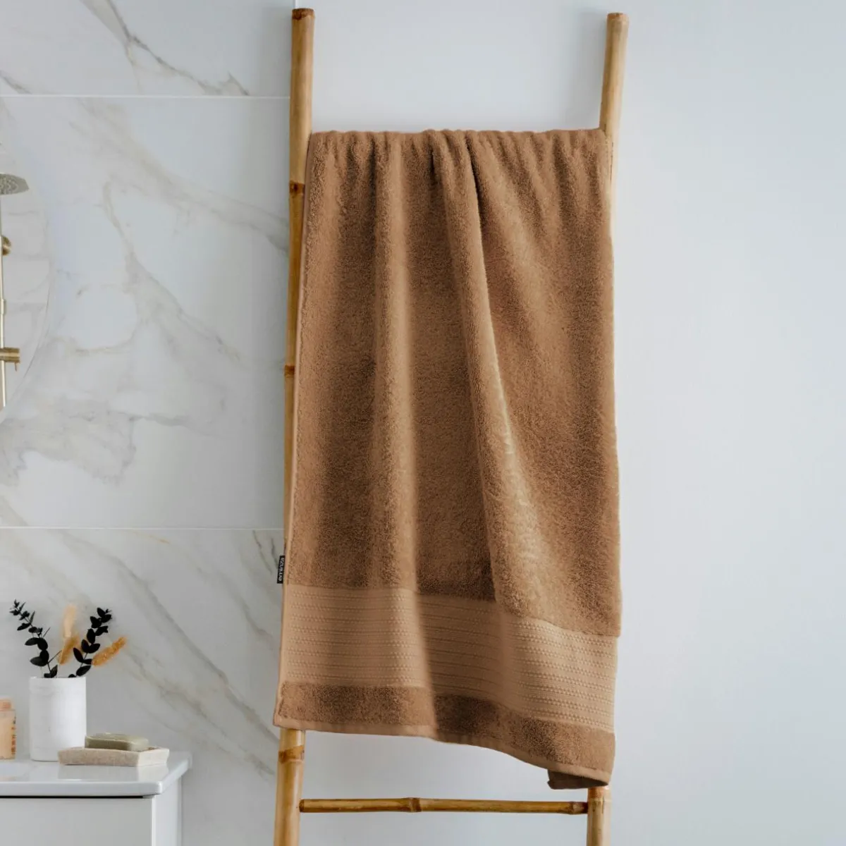 EMINZA Serviette de bain coton bio (70 x 130 cm) Méline Camel Hot