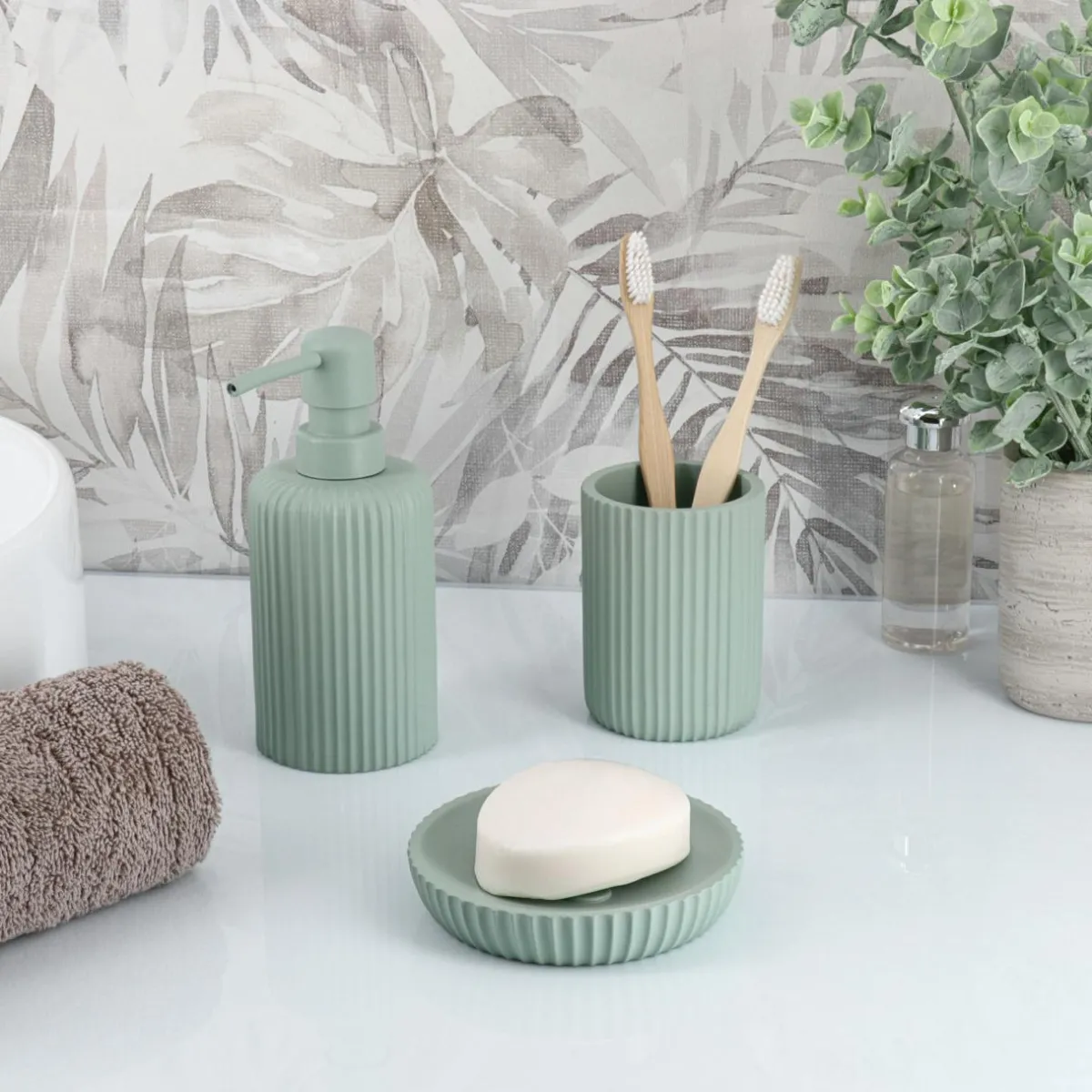 TENDANCE Set d'accessoires salle de bain résine Strié Vert Eucalyptus New