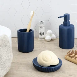 TENDANCE Set d'accessoires salle de bain résine Strié Bleu marine Discount