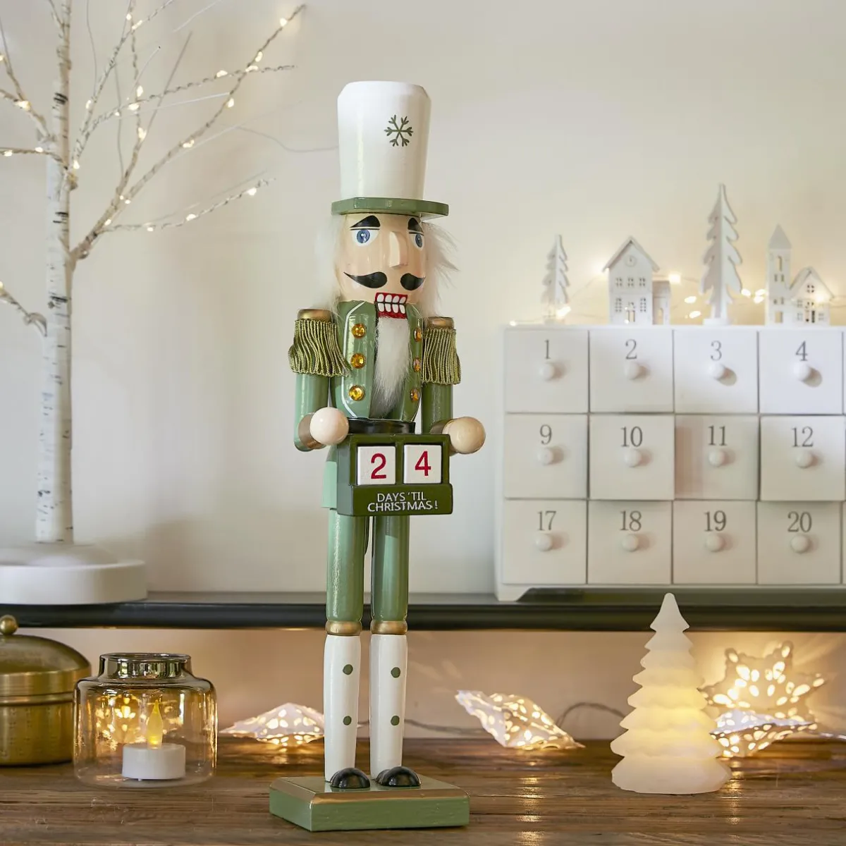 KAEMINGK Soldat Casse-noisette en bois (H38 cm) Henri et Calendrier Vert Outlet