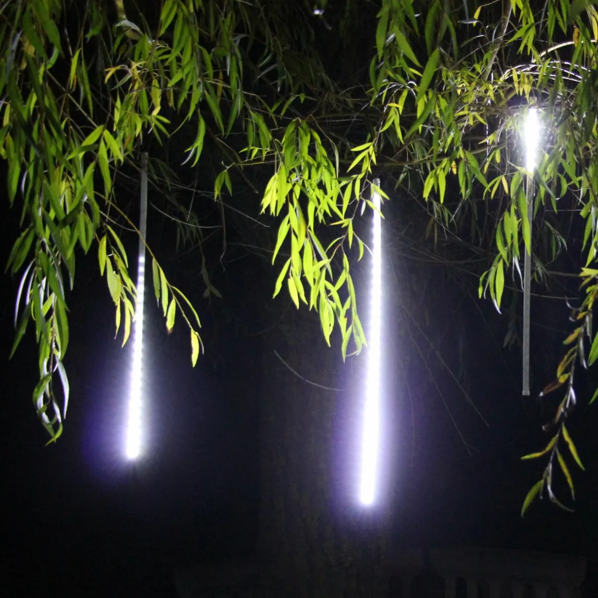 Feeric Lights & Christmas Stalactite lumineuse 6 m 210 LED Glaçons défilement Blanc froid Outlet