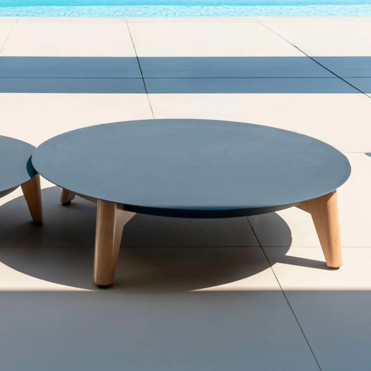MOBELLIA Table basse de jardin ronde (D86 cm) Monte Carlo Gris Anthracite Best