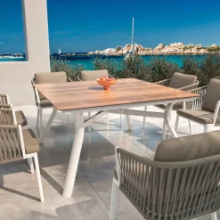 MOBELLIA Table de jardin carré en aluminium 8 places (136 x 136 cm) Amalfi Blanc