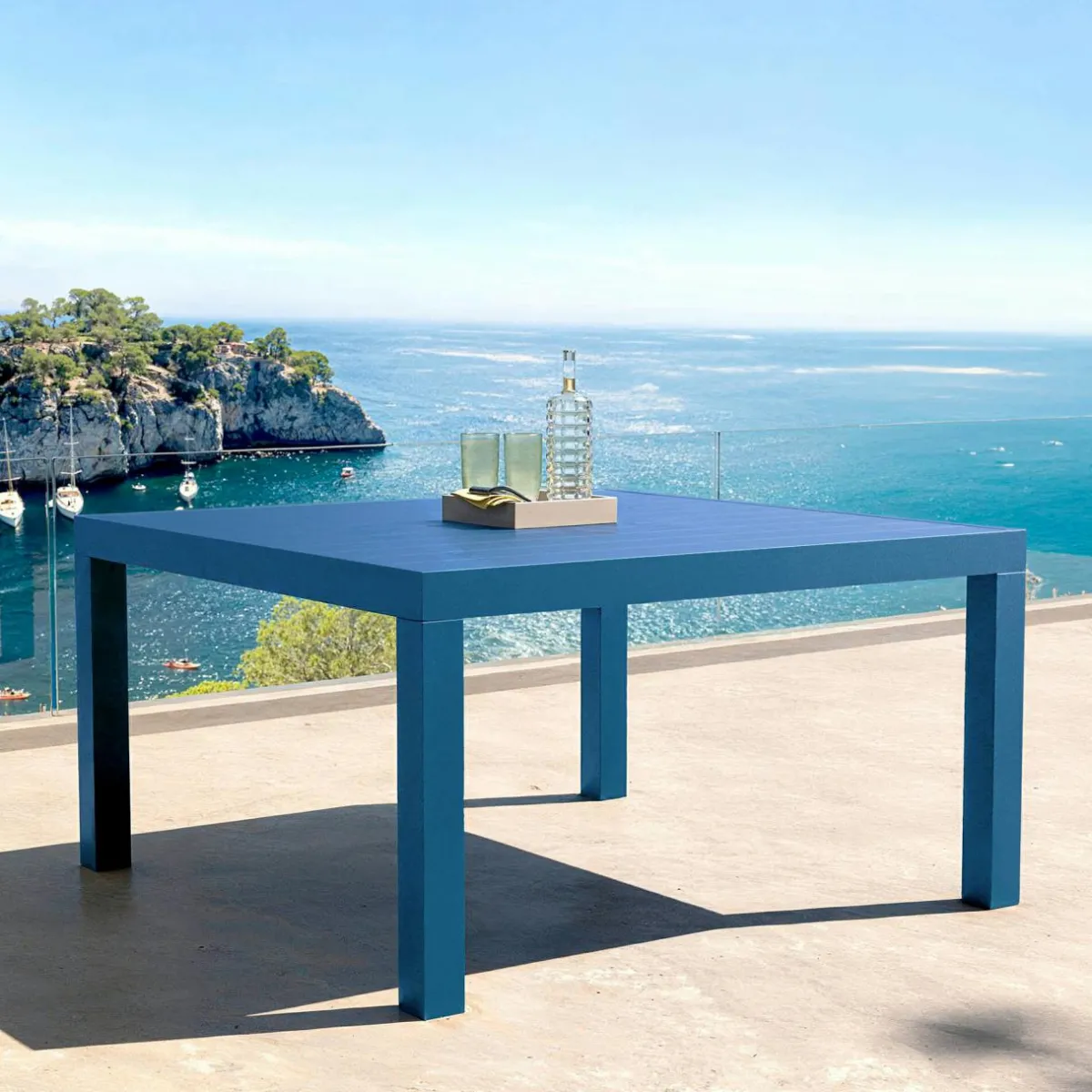 MOBELLIA Table de jardin carrée aluminium 8 places (136 x 136 cm) Murano Bleu pétrole Clearance