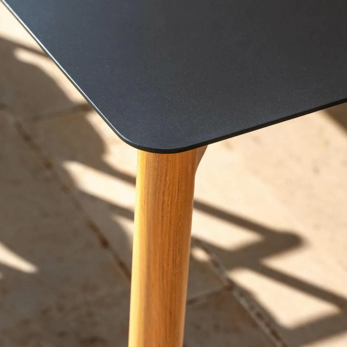 MOBELLIA Table de jardin carrée en aluminium 2 places (76 x 76 cm) Monte Carlo Gris Anthracite Best