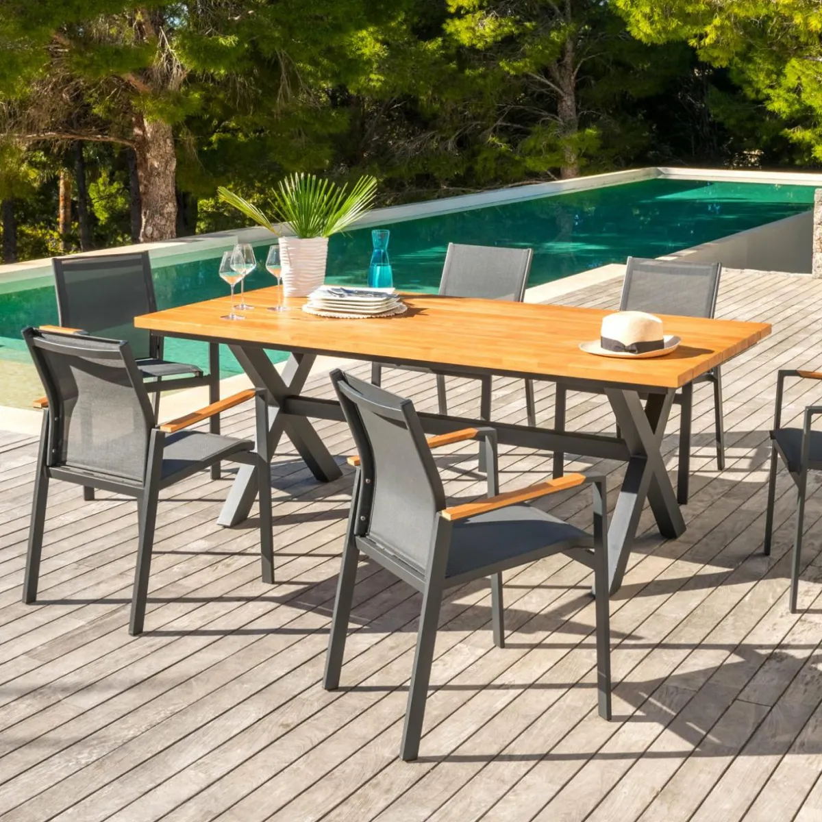 MOBELLIA Table de jardin en aluminium et bois teck 8 places (200 x 100 cm) Bali Gris Anthracite Hot
