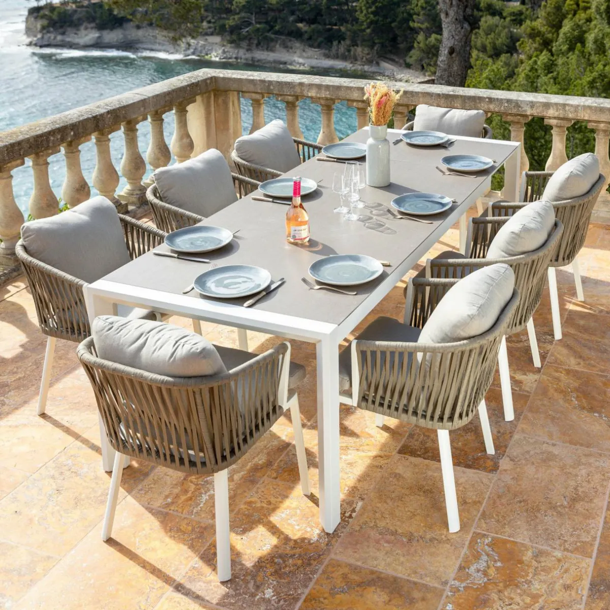 MOBELLIA Table de jardin extensible en aluminium 12 places (195/300 x 96 cm) Amalfi Blanc Online