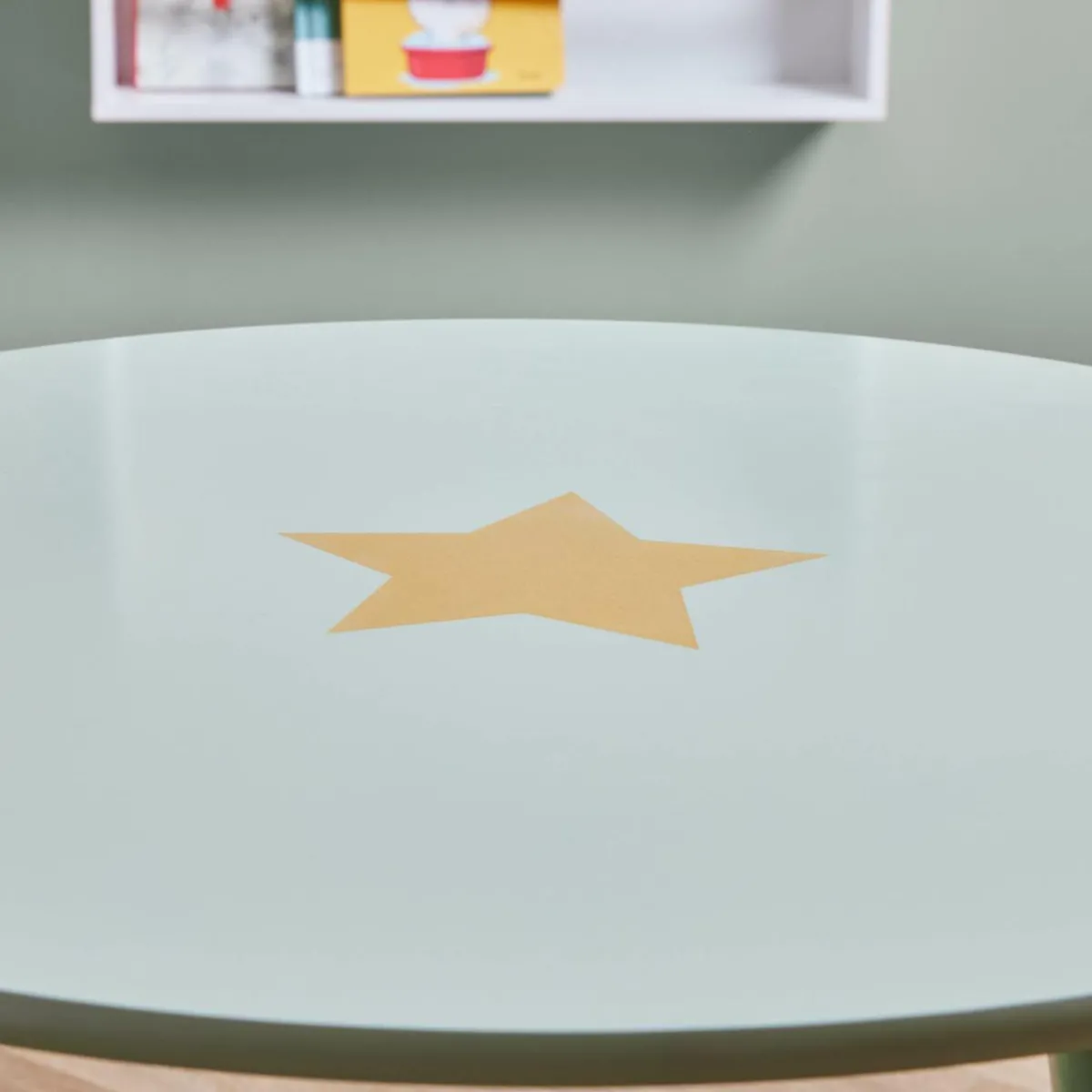 EMINZA Table enfant bois (H44 cm) Stars e Vert Outlet