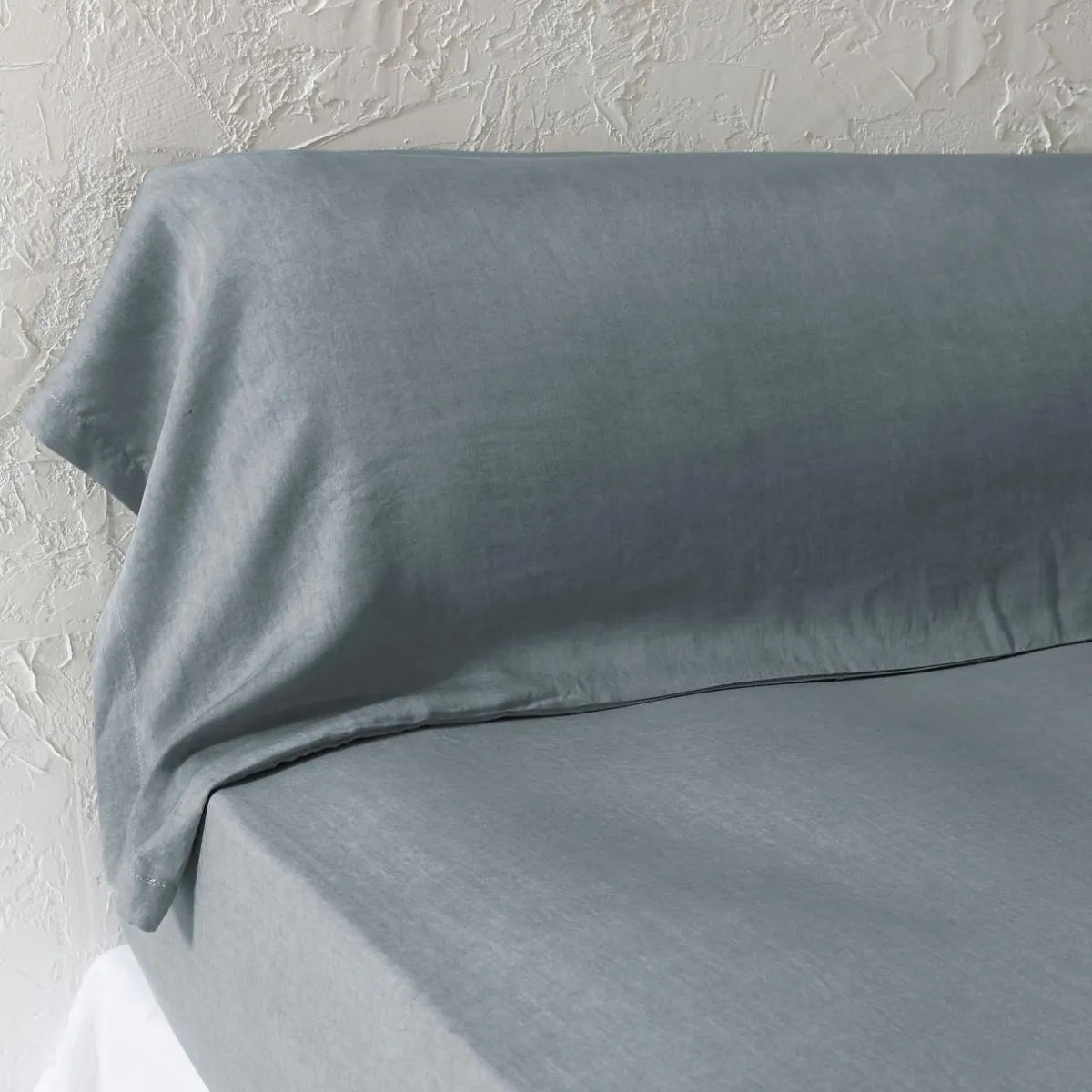 EMINZA Taie de traversin lyocell Tencel™ lavé (27 x 185 cm) Olivia stone Bleu Hot