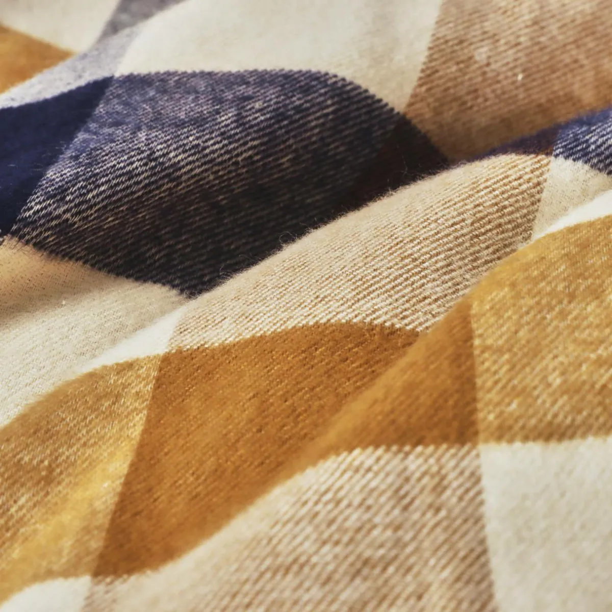 EMINZA Taie d'oreiller carrée flanelle de coton (80 x 80 cm) Nina carreaux Multicolore Carreau Multicolore Online