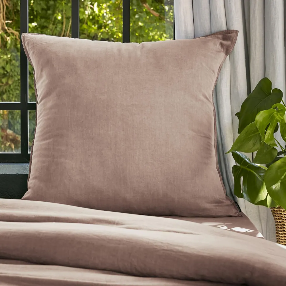EMINZA Taie d'oreiller carrée lyocell Tencel™ lavé (80 x 80 cm) Olivia blush Rose Online