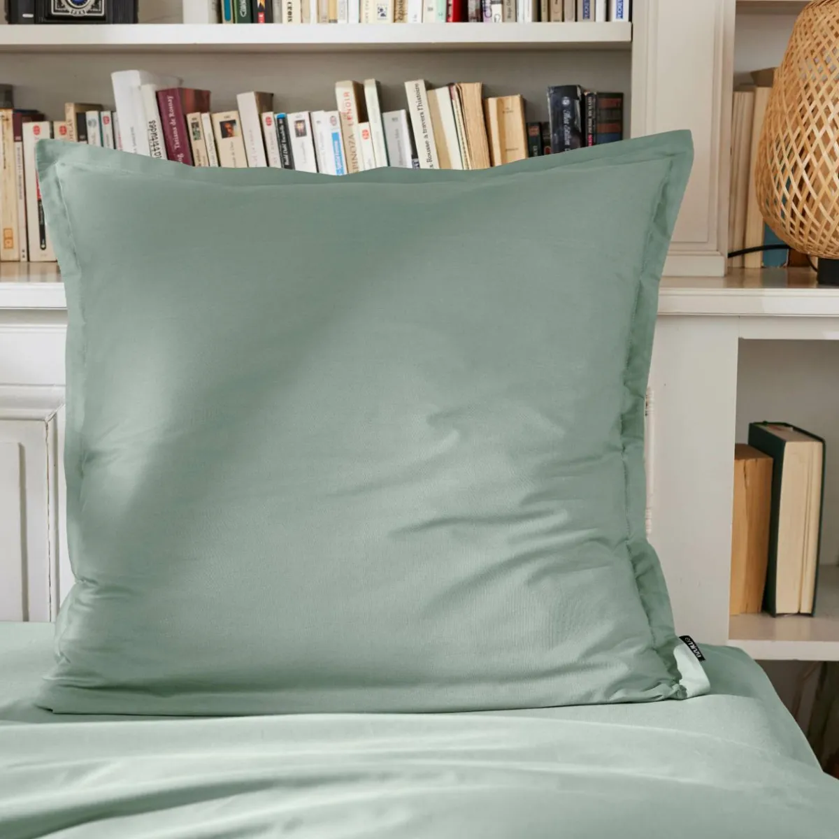 EMINZA Taie d'oreiller carrée percale de coton (80 x 80 cm) Cali Vert Eucalyptus Sale