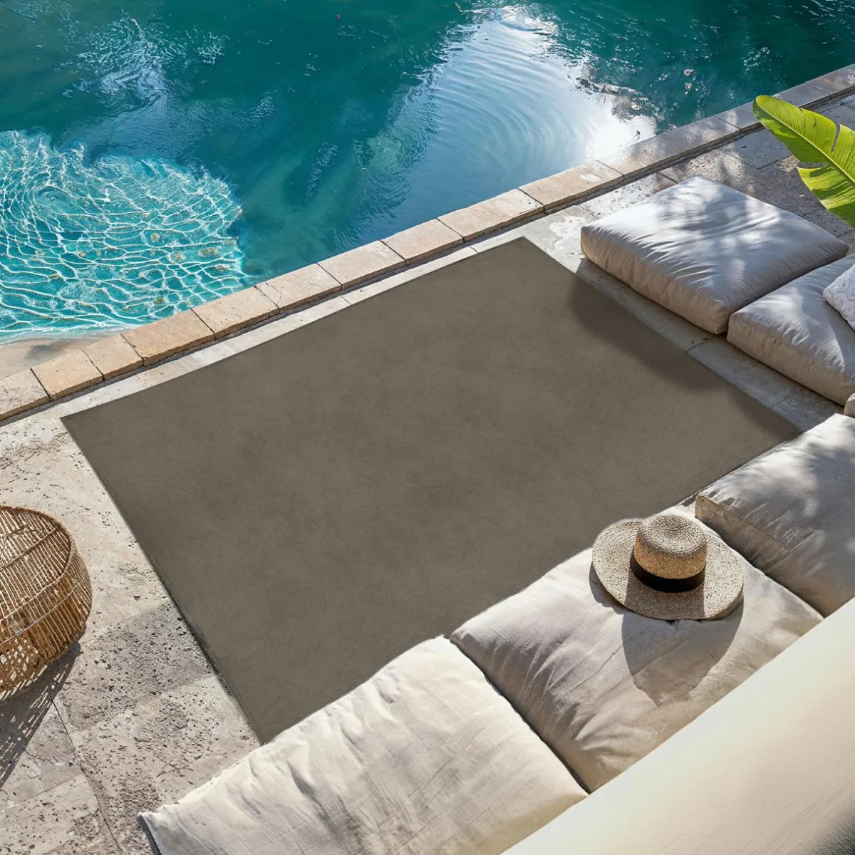 HESPERIDE Tapis d'extérieur rectangulaire (140 x 200 cm) Acora Bronze Gris Outlet