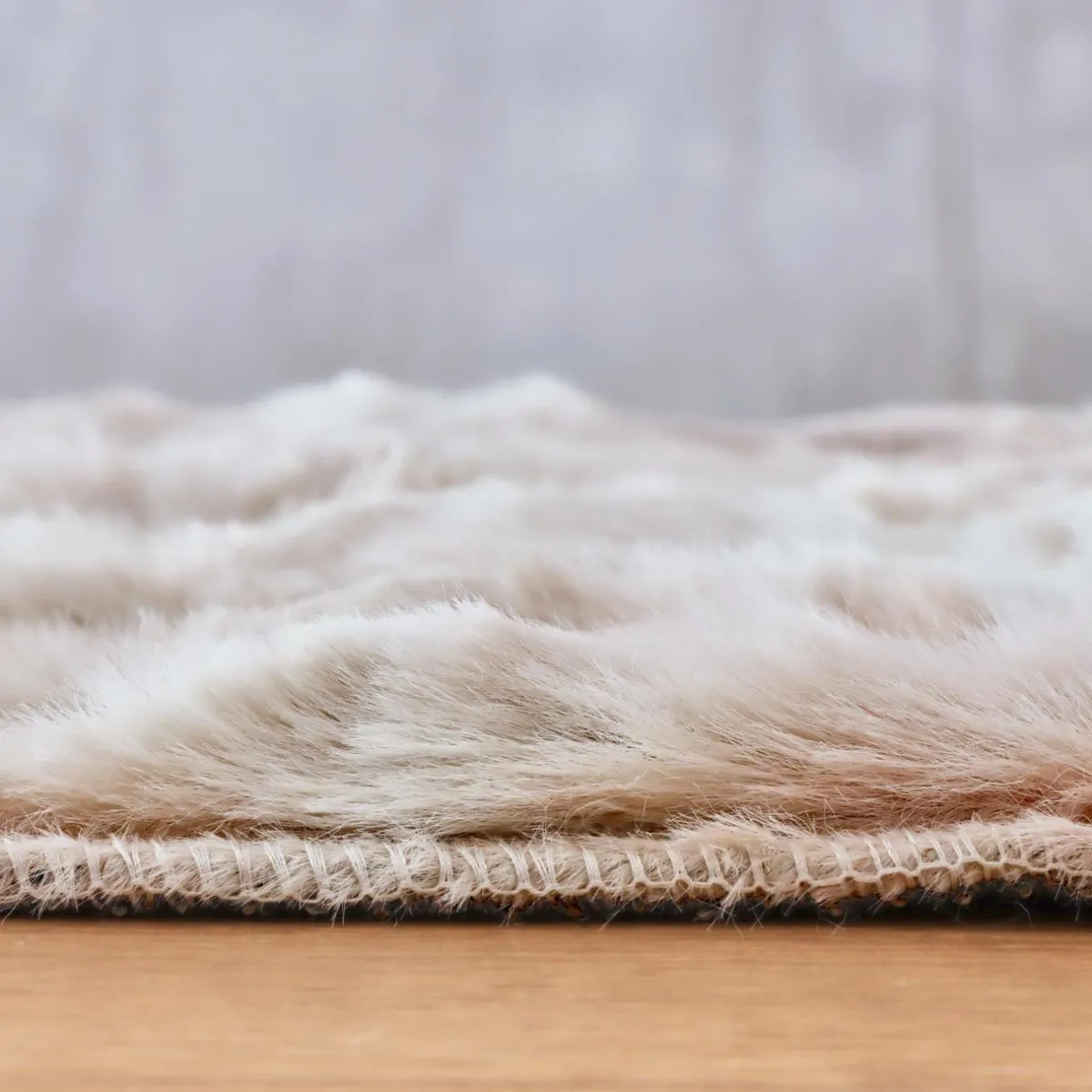 EMINZA Tapis fausse fourrure (60 x 120 cm) Toronto Taupe