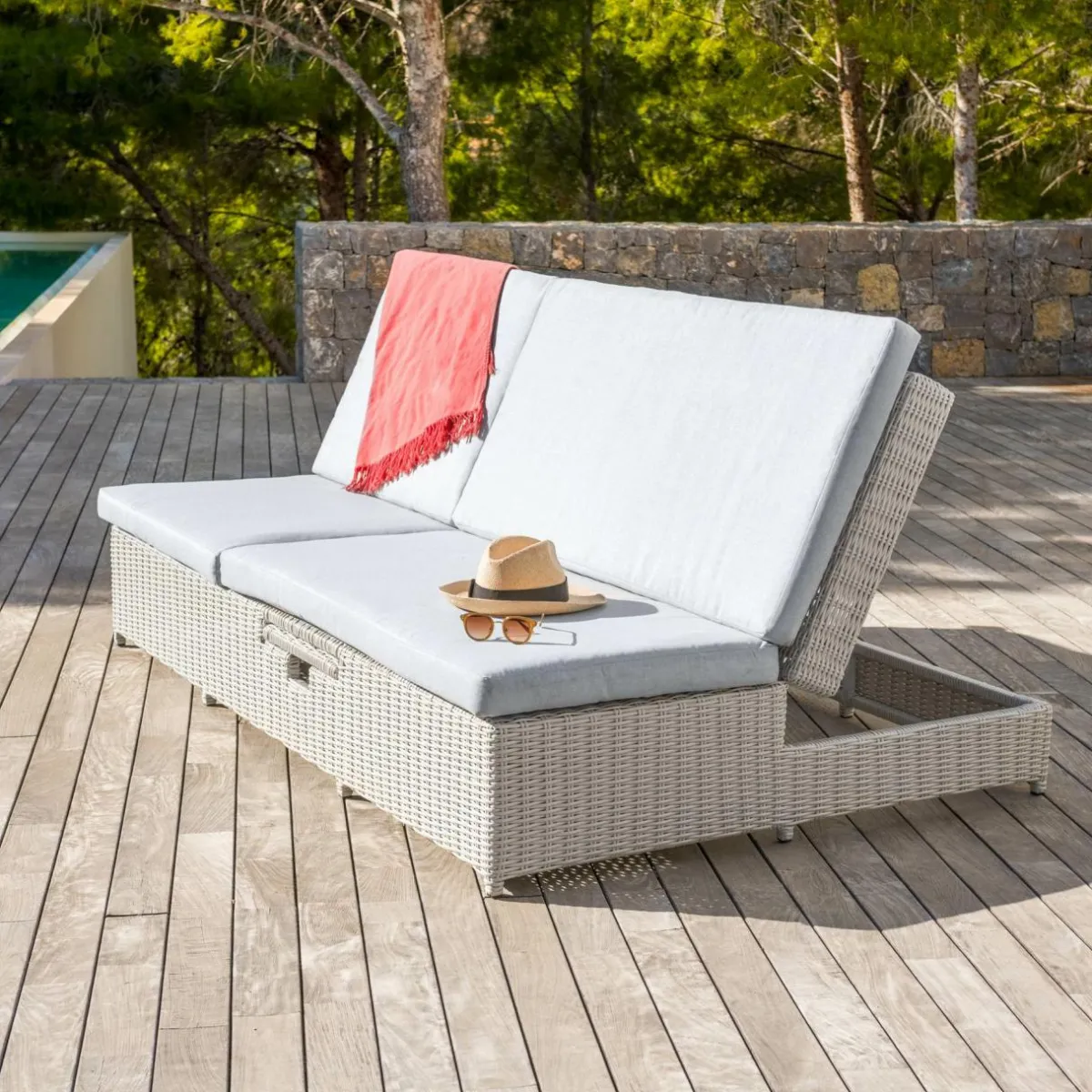 MOBELLIA Transat double en résine tressée - Canapé de jardin Calvi et gris clair Blanc Outlet