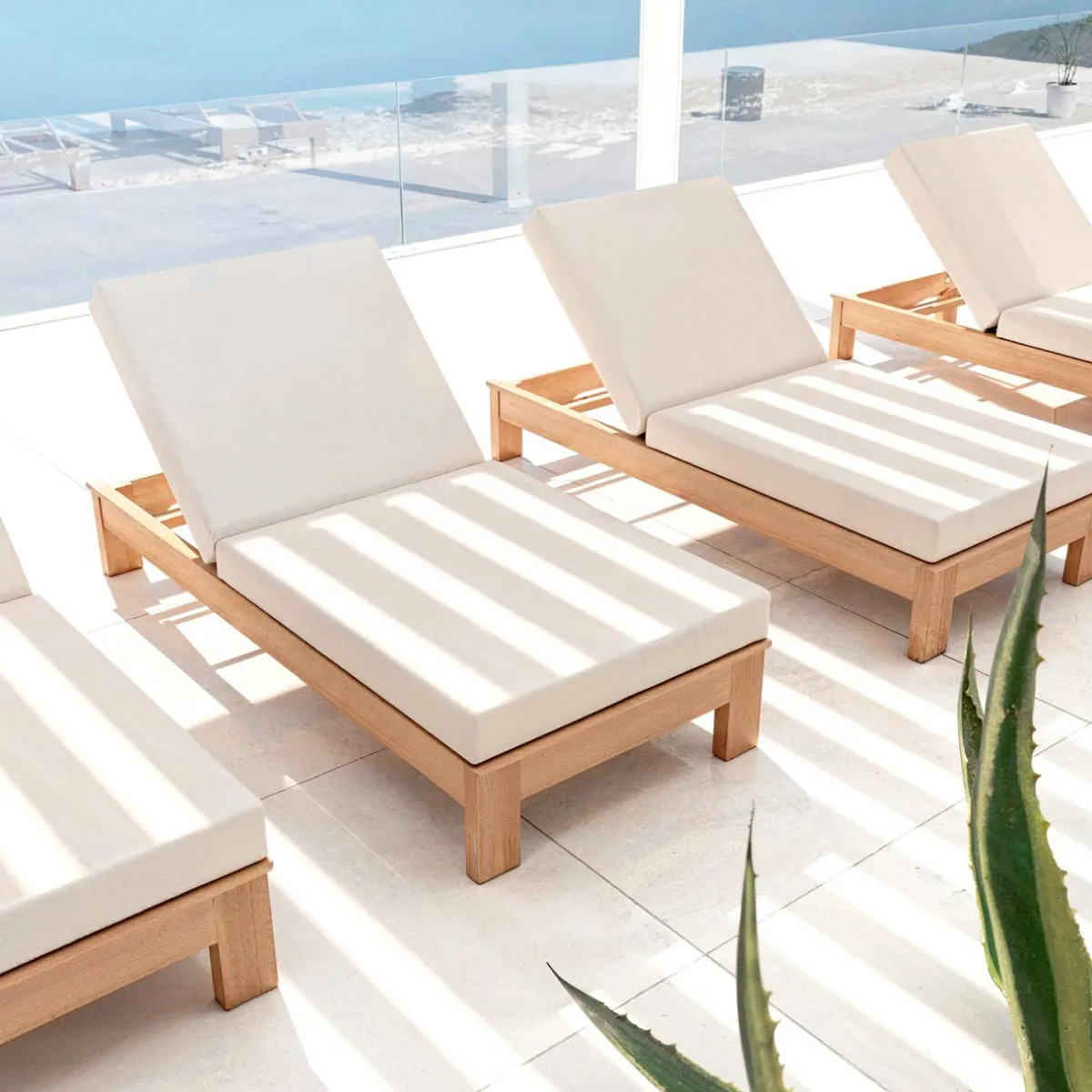 MOBELLIA Transat en bois d'acacia Bornéo Sable Clearance
