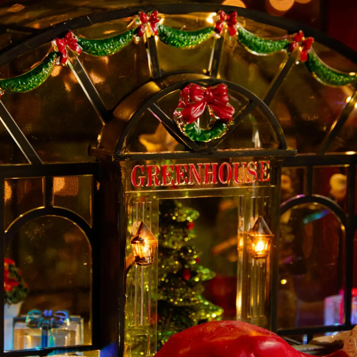 KAEMINGK Village de Noël lumineux, animé et musical La fabrique à jouets Multicolore Best
