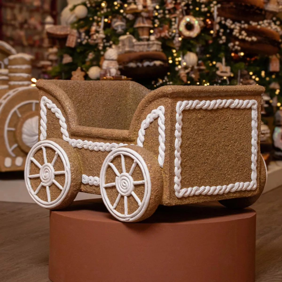 KAEMINGK Wagon de Noël Géant (56 x H38 cm) Pain d'épices Gourmand Marron Discount